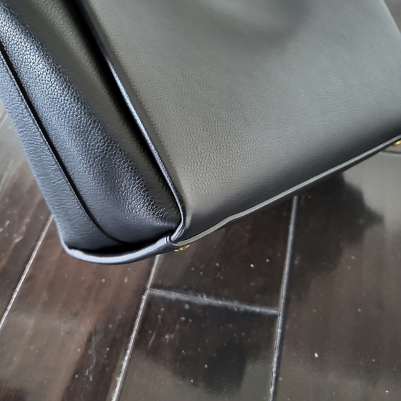 Louis Vuitton Lockme Purse - Picture 15 of 16